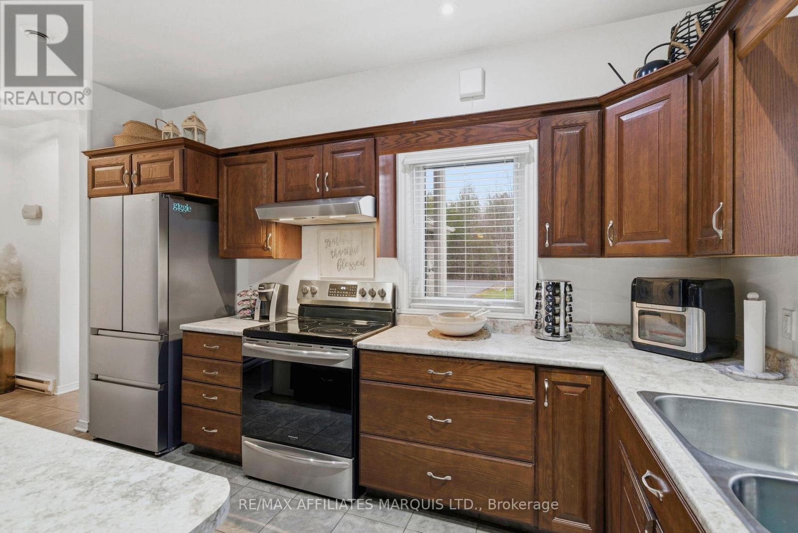 4822 Delaney Road, South Stormont, Ontario  K0C 1S0 - Photo 12 - X12987870