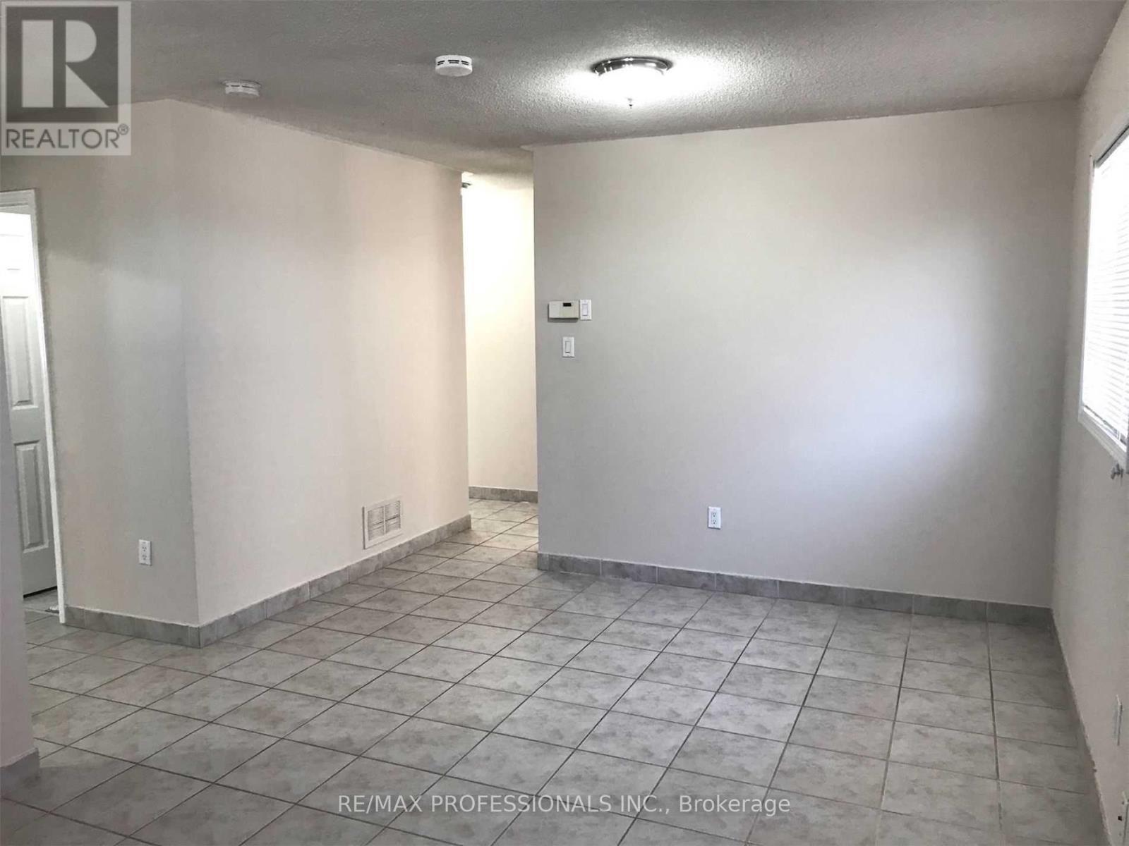 110 Springview Drive, Brampton, Ontario  L6X 4L1 - Photo 20 - W12987876