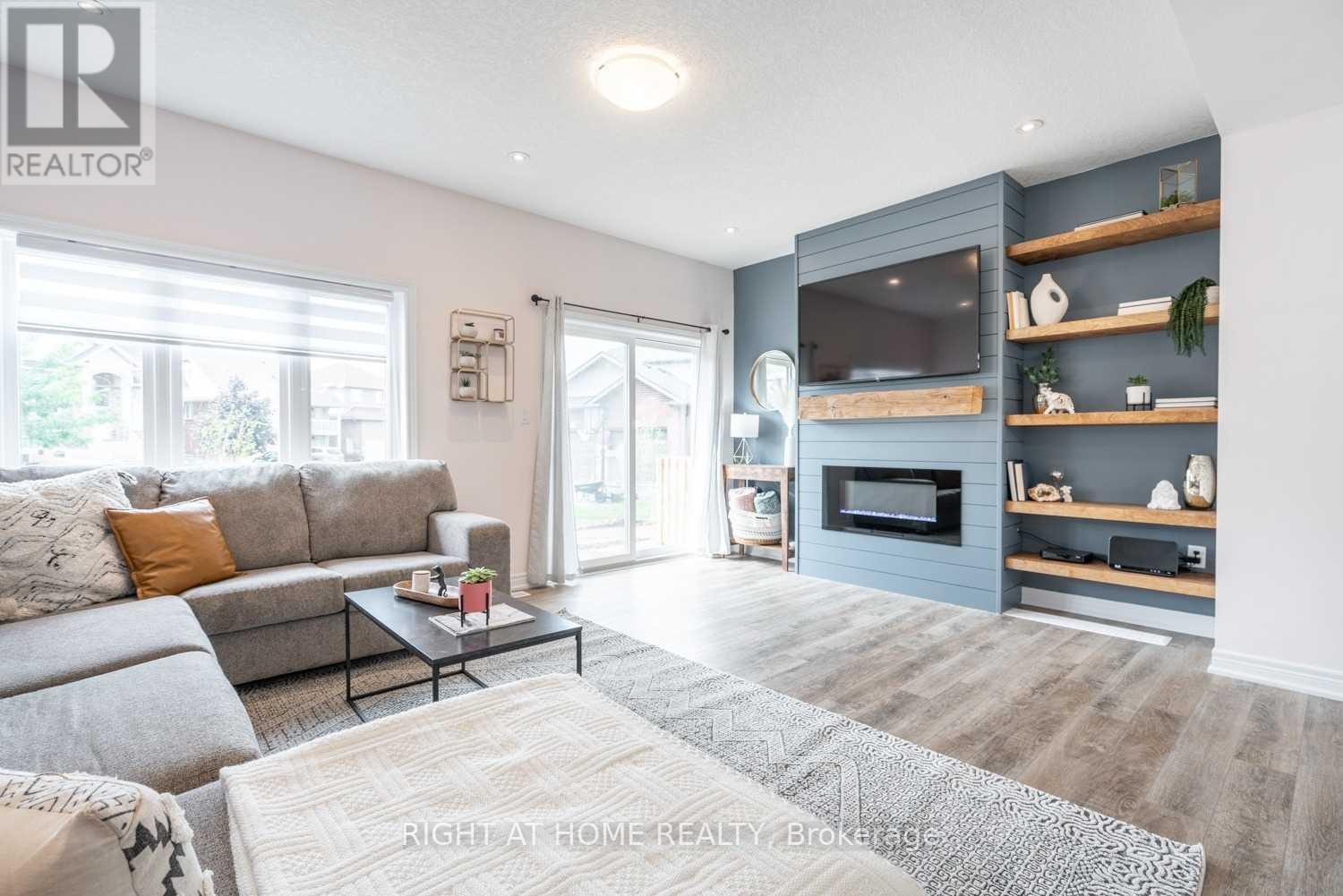 2 - 5080 Connor Drive, Lincoln, Ontario  L3J 0T3 - Photo 6 - X12987874