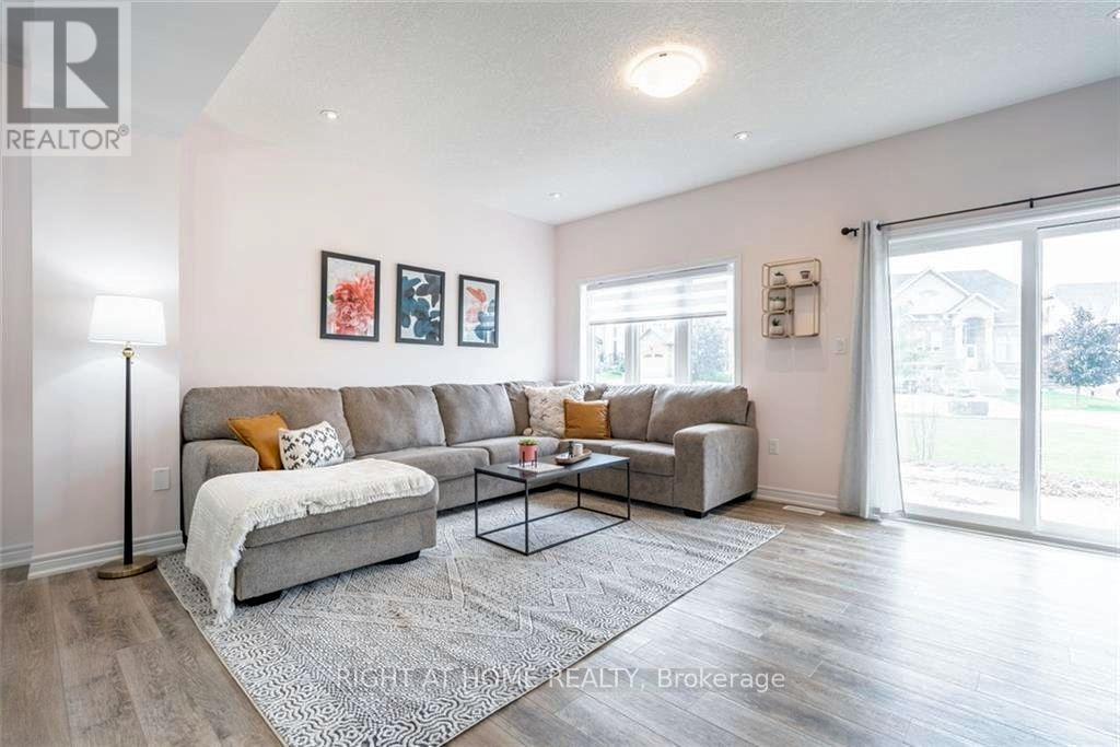 2 - 5080 Connor Drive, Lincoln, Ontario  L3J 0T3 - Photo 7 - X12987874