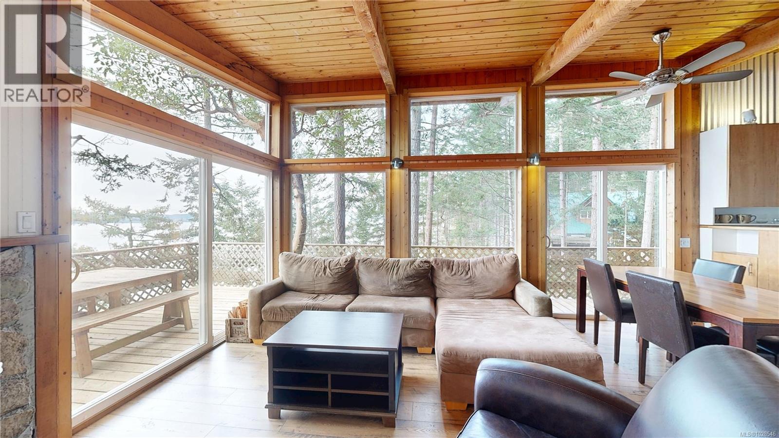 811 Canso Rd, Gabriola Island, British Columbia  V0R 1X2 - Photo 14 - 1028546