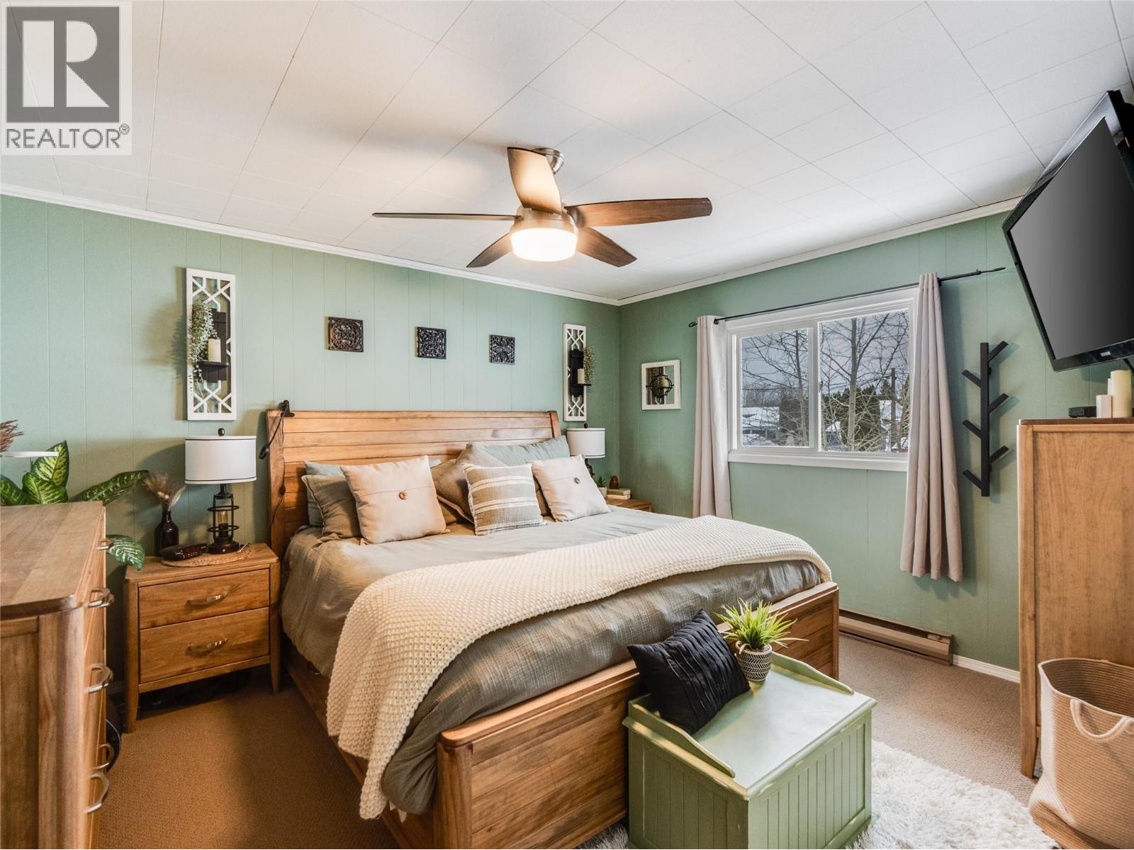 601 6th Avenue, Castlegar, British Columbia  V1N 1T8 - Photo 16 - 10376541