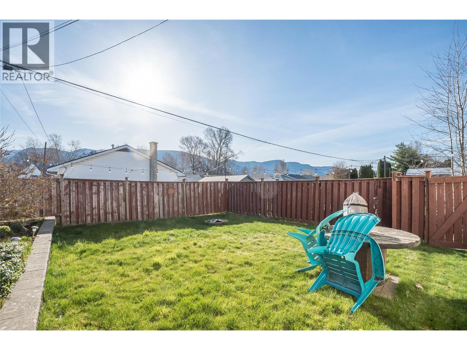 601 6th Avenue, Castlegar, British Columbia  V1N 1T8 - Photo 43 - 10376541