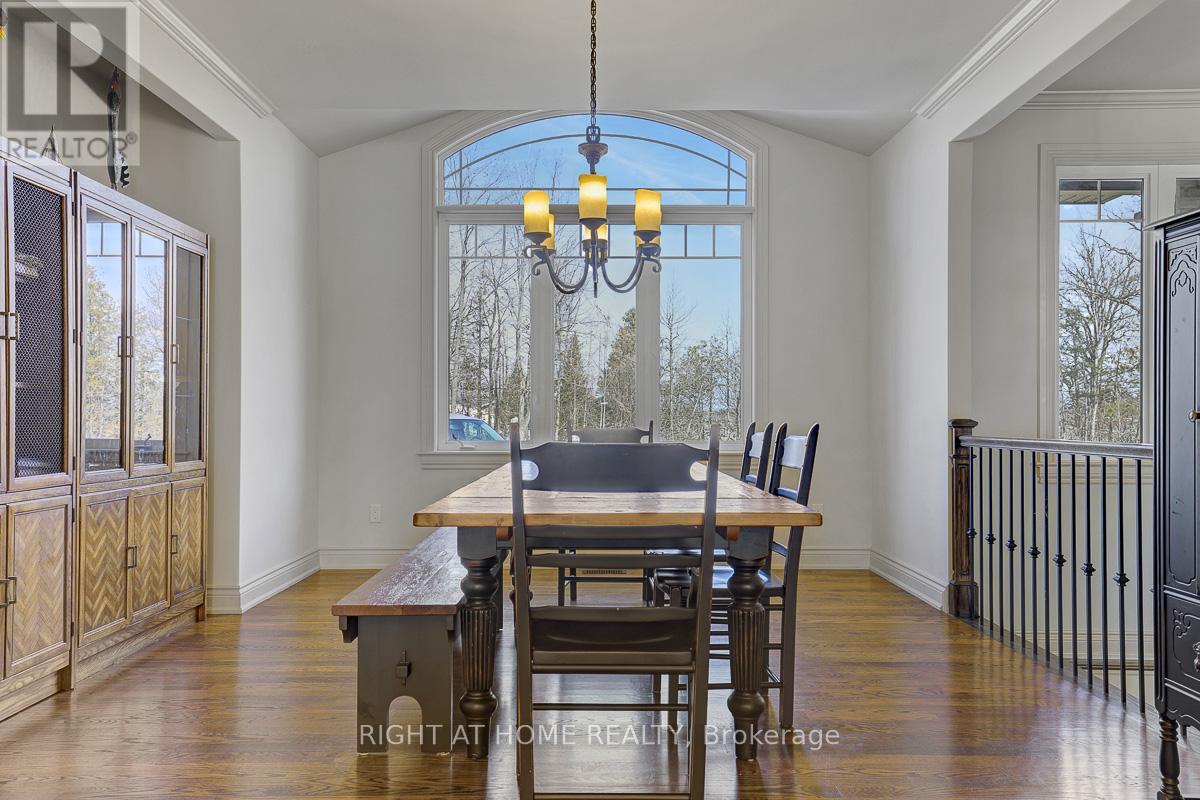 8660 Flewellyn Road, Ottawa, Ontario  K0A 1B0 - Photo 10 - X12987892