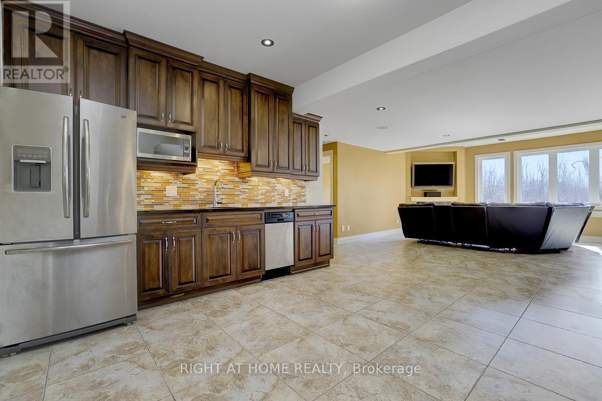 8660 Flewellyn Road, Ottawa, Ontario  K0A 1B0 - Photo 30 - X12987892