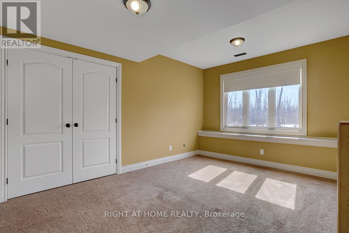 8660 Flewellyn Road, Ottawa, Ontario  K0A 1B0 - Photo 35 - X12987892