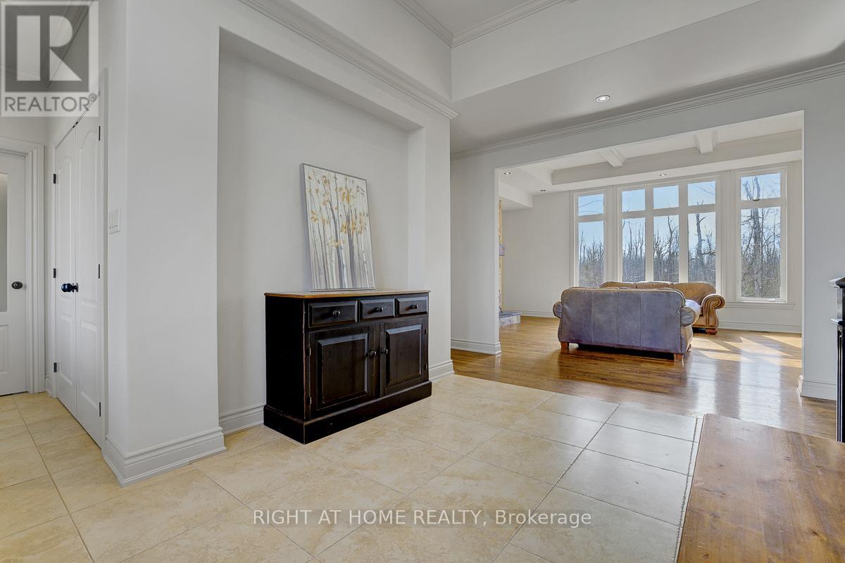 8660 Flewellyn Road, Ottawa, Ontario  K0A 1B0 - Photo 4 - X12987892