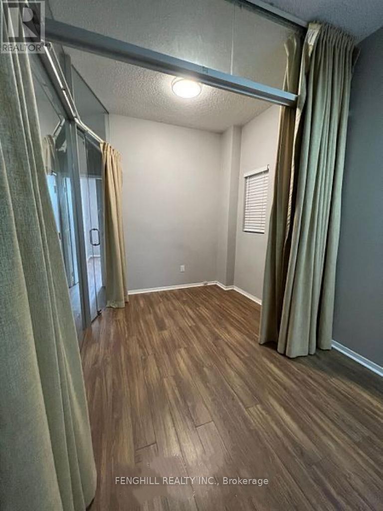 Main - 678 Bathurst Street, Toronto, Ontario  M5S 2R3 - Photo 5 - C12987886