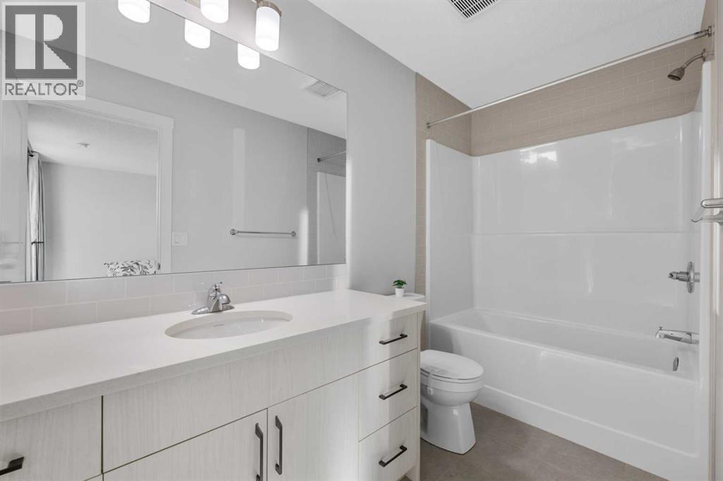 571 Livingston Way Ne, Calgary, Alberta  T3P 0V9 - Photo 21 - A2286725