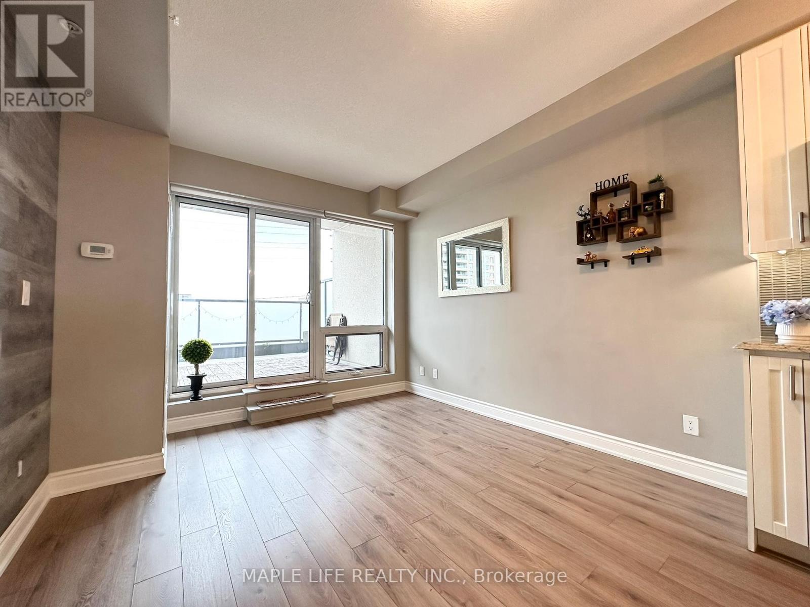 307 - 9090 Yonge Street, Richmond Hill, Ontario L4C 0Z1 - Photo 9 - N12987888