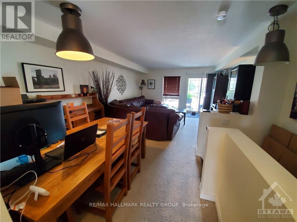 114 Paseo Private, Ottawa, Ontario  K2G 4N7 - Photo 6 - X12987898