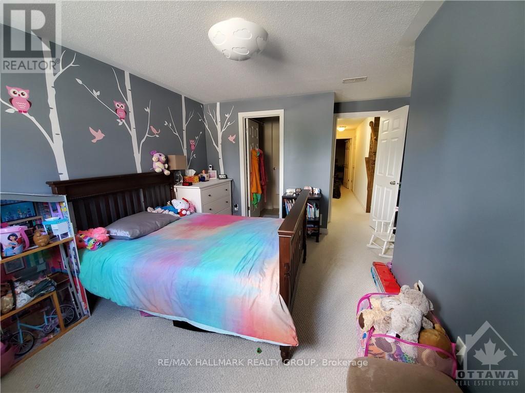 114 Paseo Private, Ottawa, Ontario  K2G 4N7 - Photo 8 - X12987898