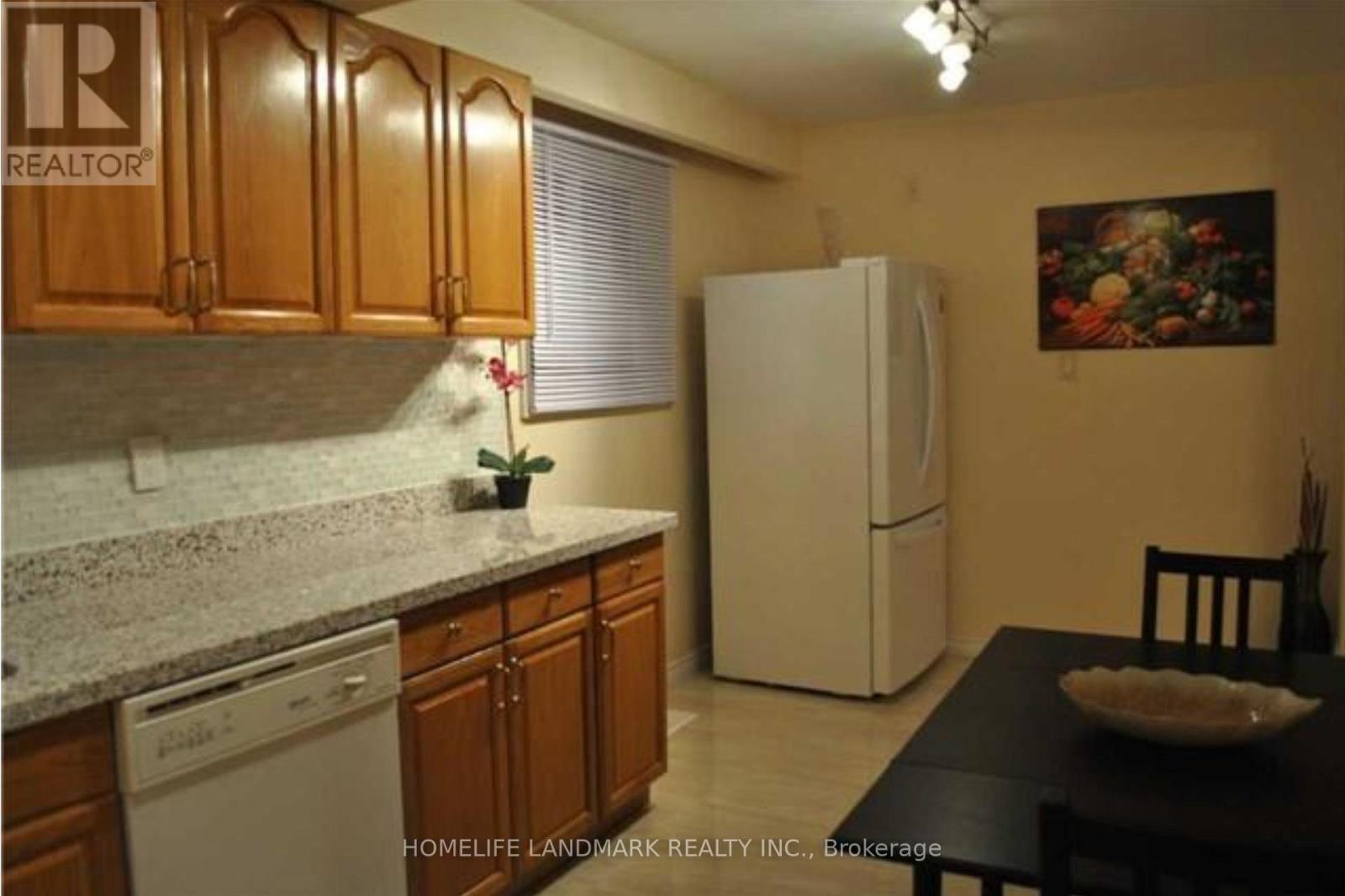 28 Roywood Drive, Toronto, Ontario M3A 2C6 - Photo 10 - C12987908