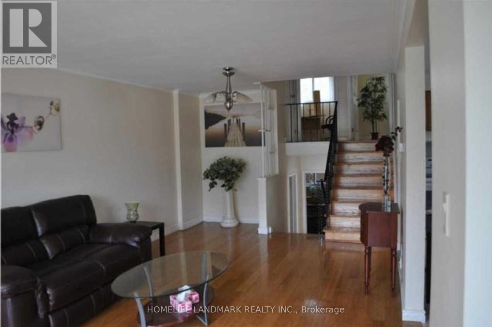 28 Roywood Drive, Toronto, Ontario M3A 2C6 - Photo 3 - C12987908