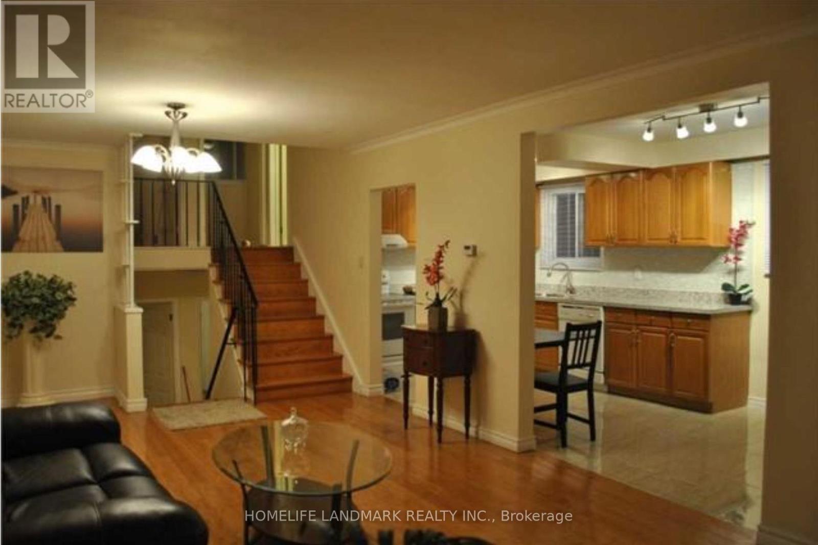 28 Roywood Drive, Toronto, Ontario M3A 2C6 - Photo 6 - C12987908