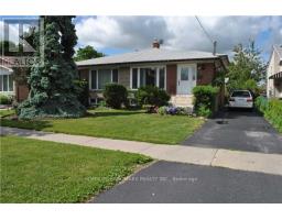 28 ROYWOOD DRIVE, Toronto, Ontario