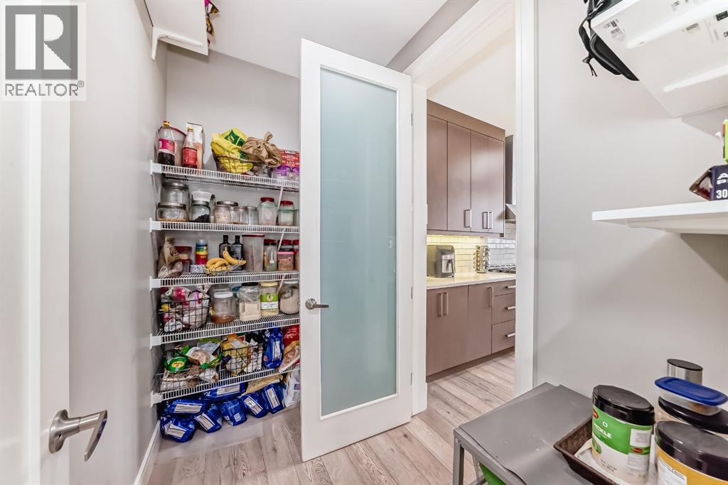 193 Kinniburgh Circle, Chestermere, Alberta T1X 0P8 - Photo 11 - A2300713