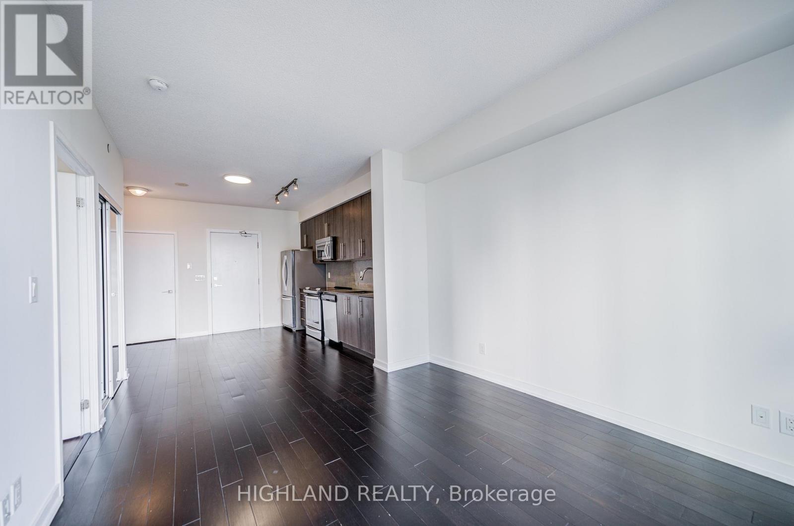 2410 - 510 Curran Place, Mississauga, Ontario  L5B 0J8 - Photo 10 - W12987904