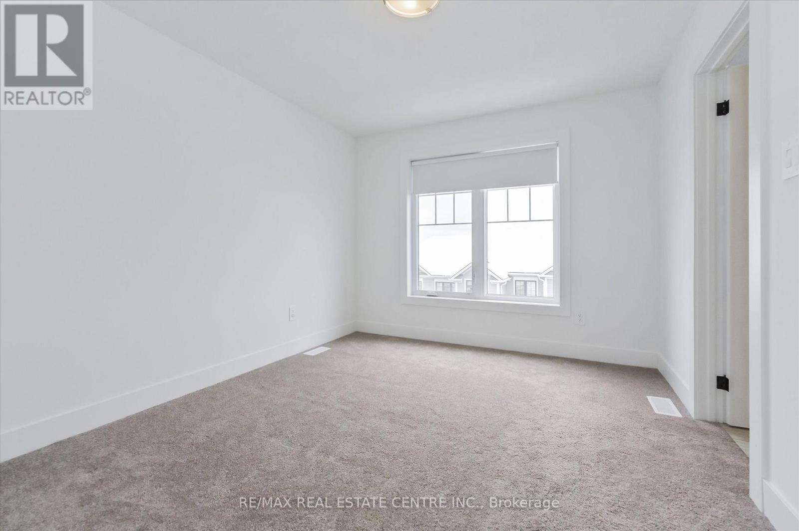 3 - 690 Broadway Avenue, Orangeville, Ontario  L9W 5C8 - Photo 28 - W12987906