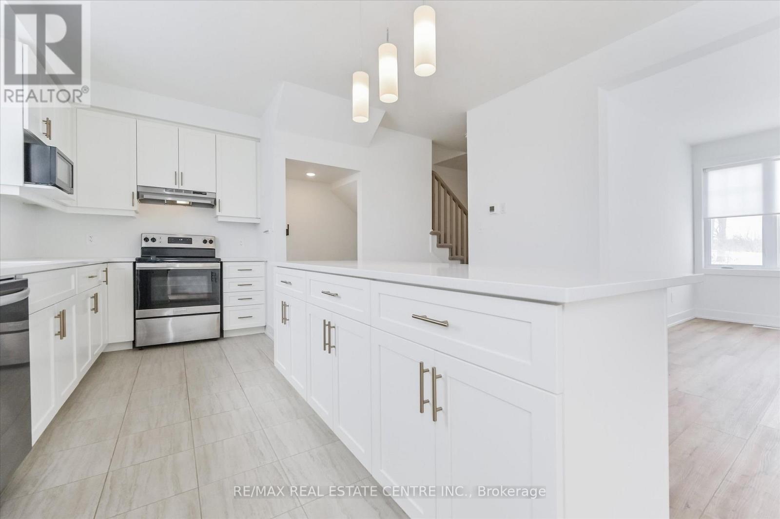 3 - 690 Broadway Avenue, Orangeville, Ontario  L9W 5C8 - Photo 6 - W12987906