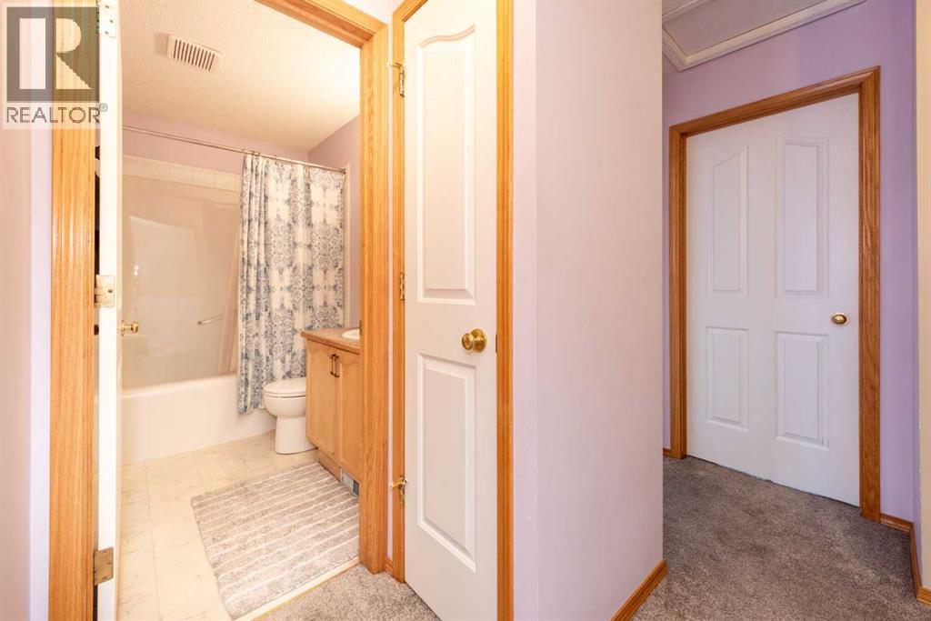 35 Somervale Place Sw, Calgary, Alberta T2Y 3J9 - Photo 21 - A2300249