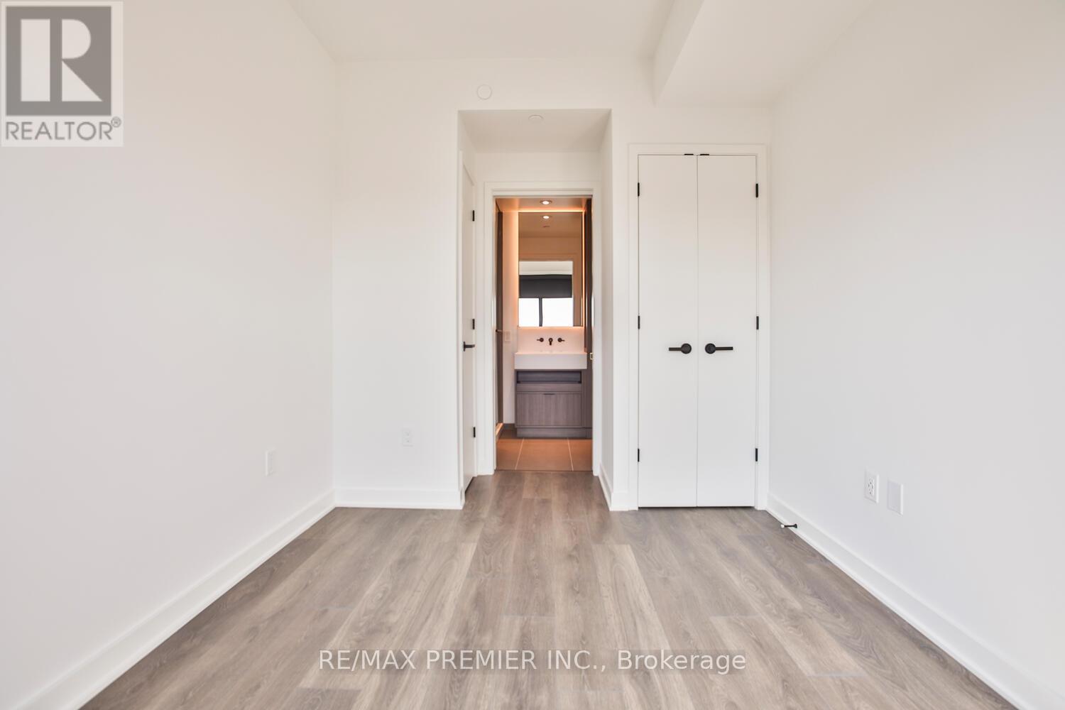 4404 - 55 Charles Street E, Toronto, Ontario  M4Y 1S9 - Photo 12 - C12834536