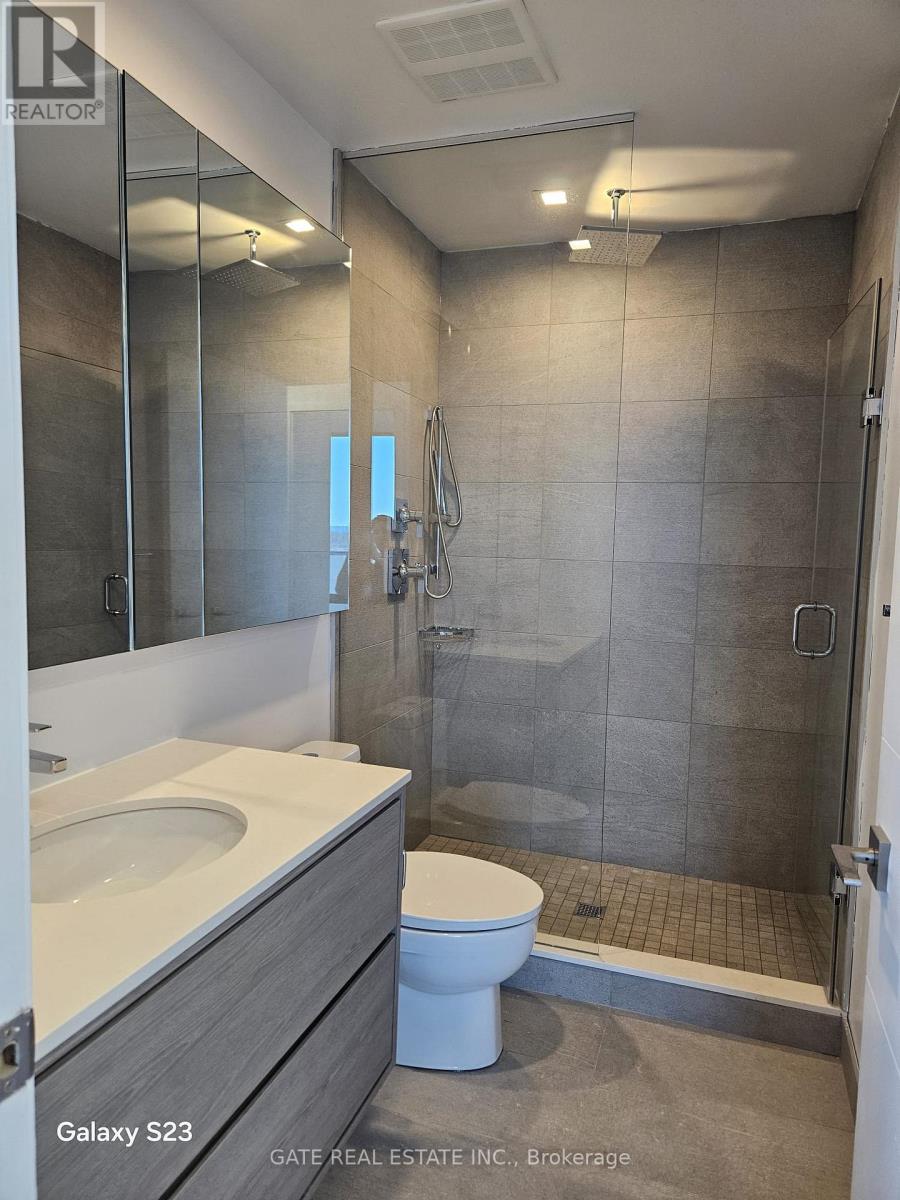 29 Green Trail Court, Toronto, Ontario  M2K 0J9 - Photo 10 - C12987922