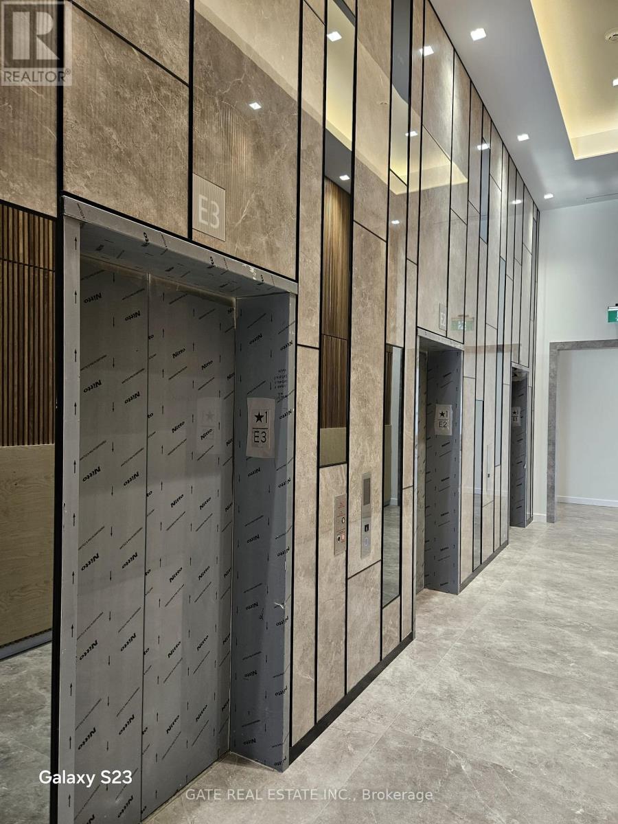 29 Green Trail Court, Toronto, Ontario  M2K 0J9 - Photo 13 - C12987922