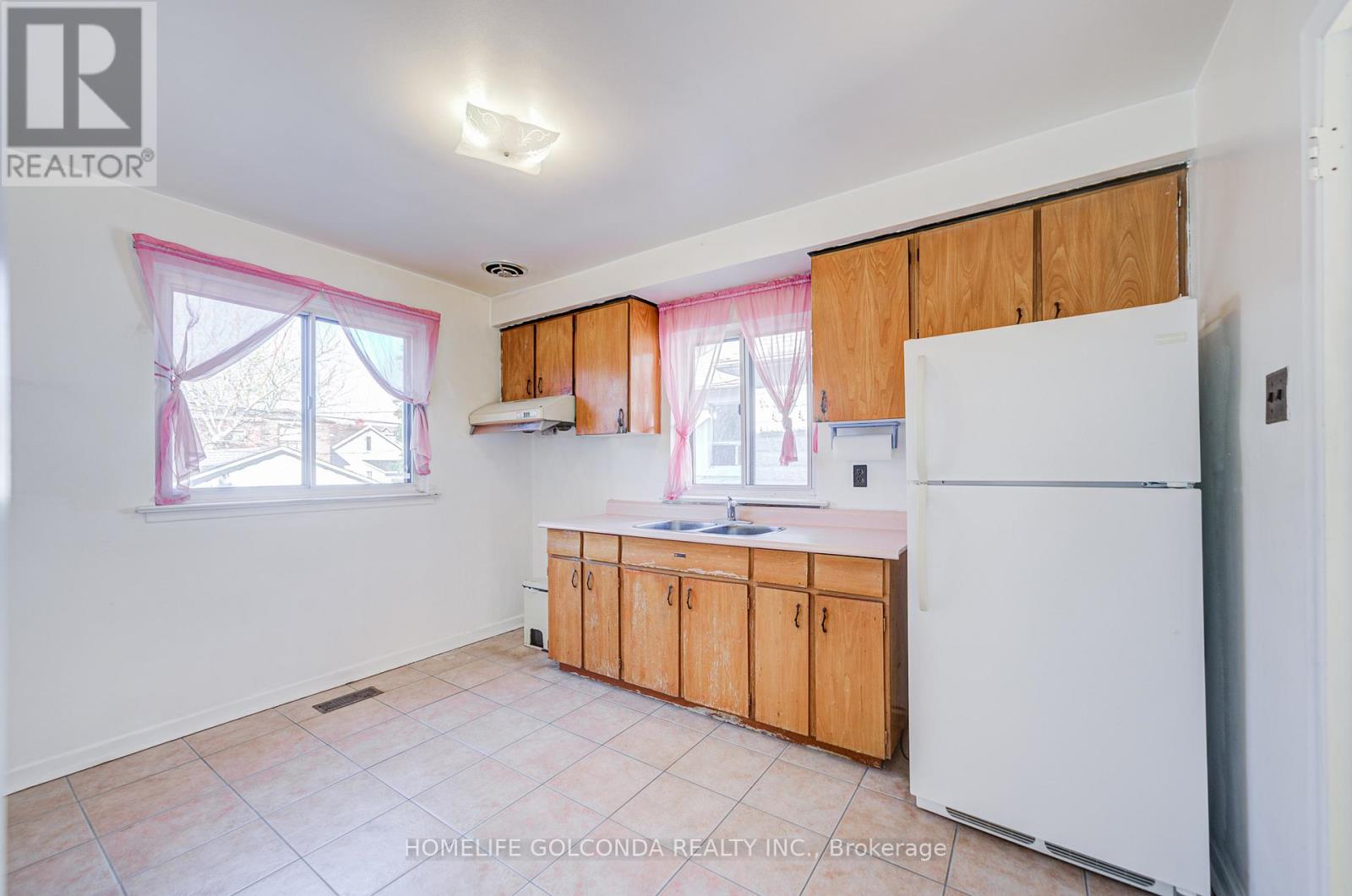 24a Westbourne Avenue, Toronto, Ontario  M1L 2Y2 - Photo 18 - E12987924