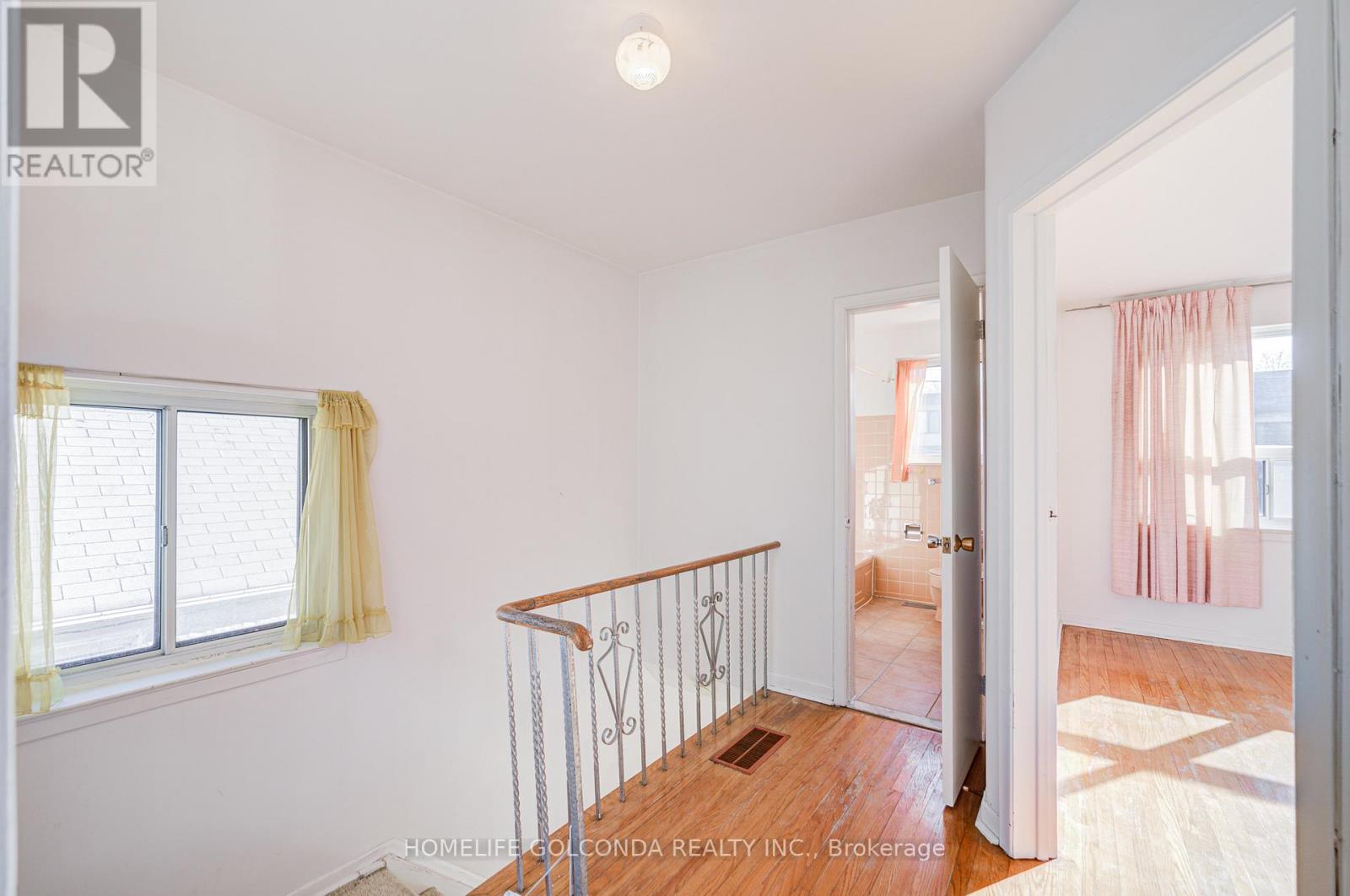 24a Westbourne Avenue, Toronto, Ontario  M1L 2Y2 - Photo 22 - E12987924