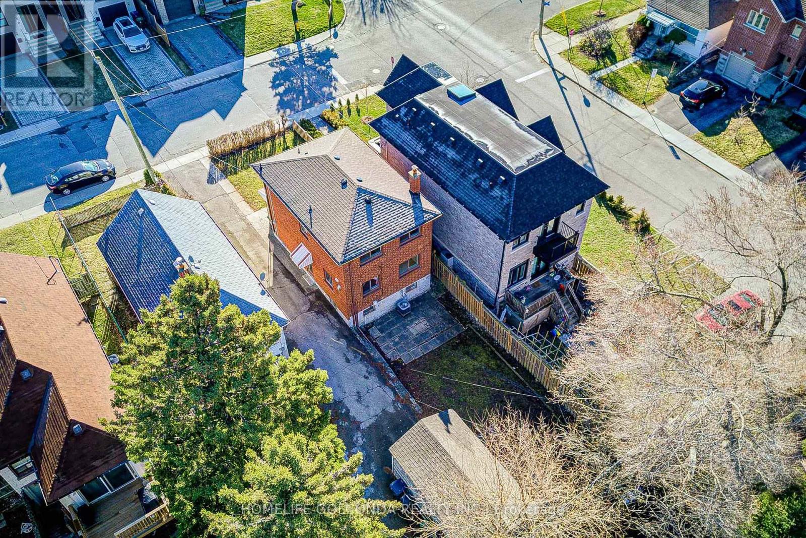 24a Westbourne Avenue, Toronto, Ontario  M1L 2Y2 - Photo 9 - E12987924