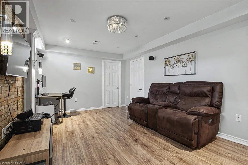 60 Postmaster Drive, Kitchener, Ontario  N2R 0J2 - Photo 32 - 40819885