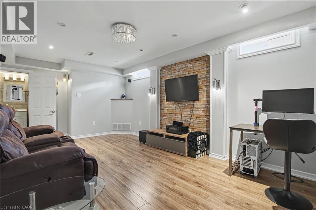 60 Postmaster Drive, Kitchener, Ontario  N2R 0J2 - Photo 33 - 40819885