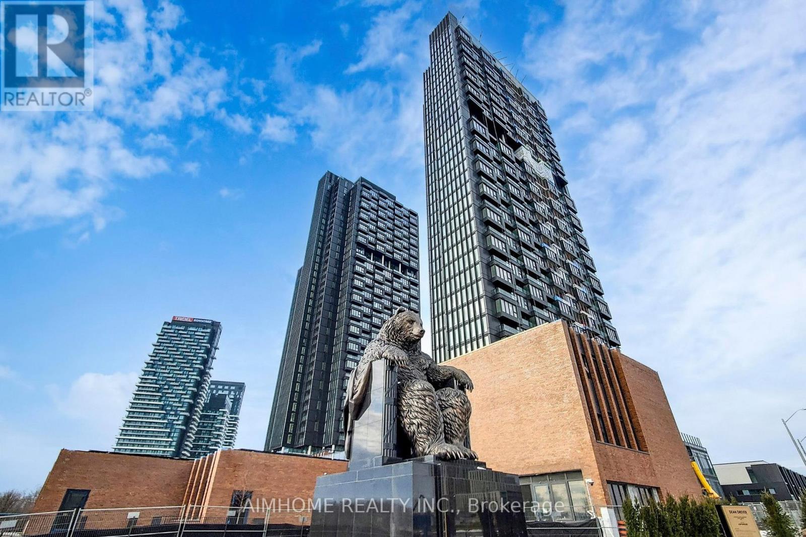 3203 - 1 QUARRINGTON LANE, Toronto, Ontario