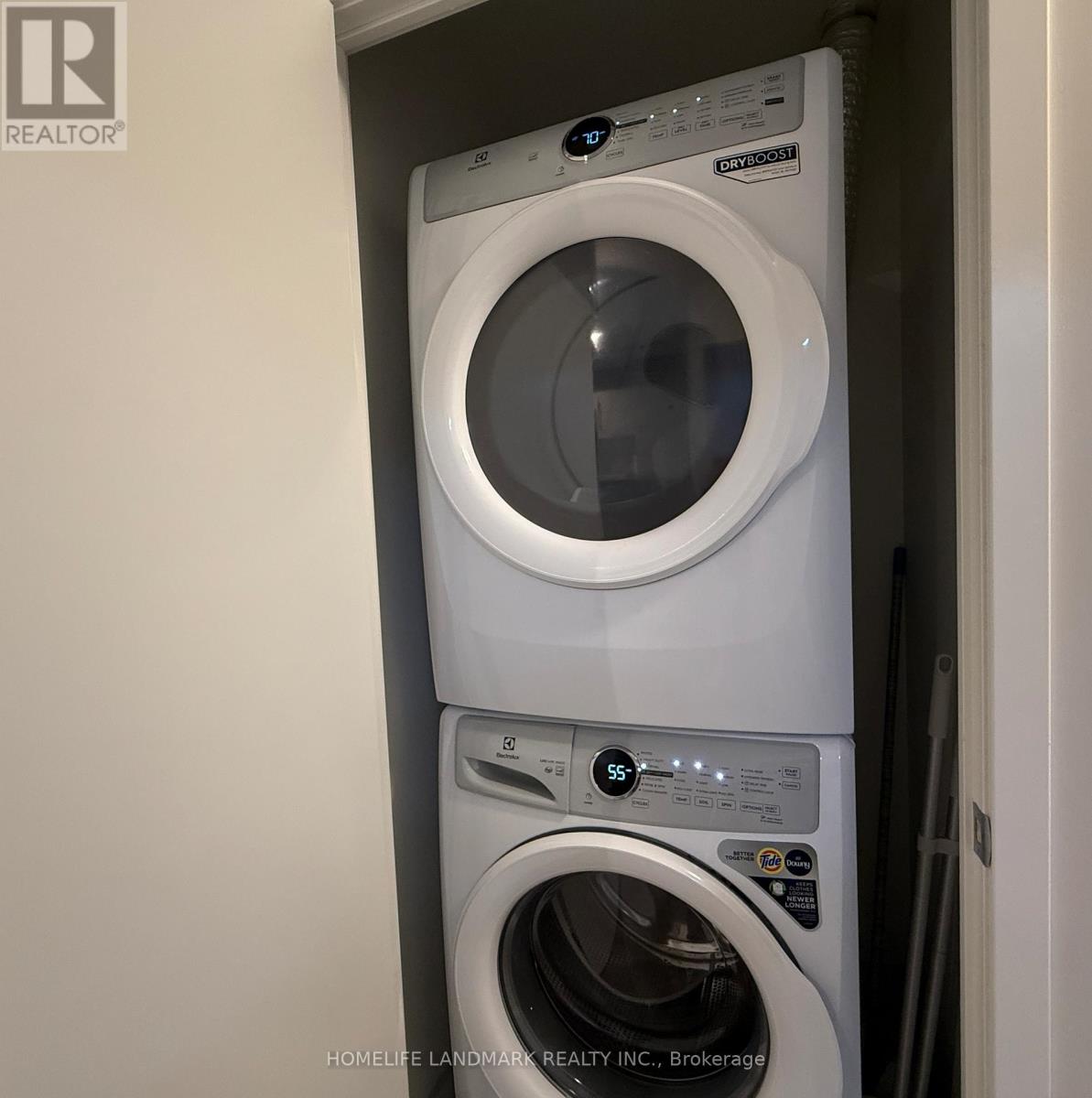 1613 - 56 Andre De Grasse Street, Markham, Ontario  L6G 0H9 - Photo 8 - N12987928