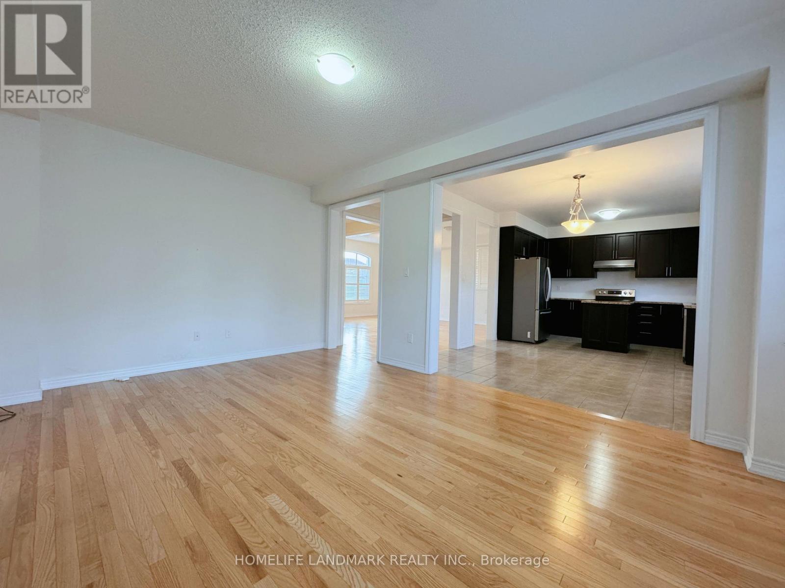 35 Hyacinth Street, Markham, Ontario  L6E 0P4 - Photo 10 - N12987932