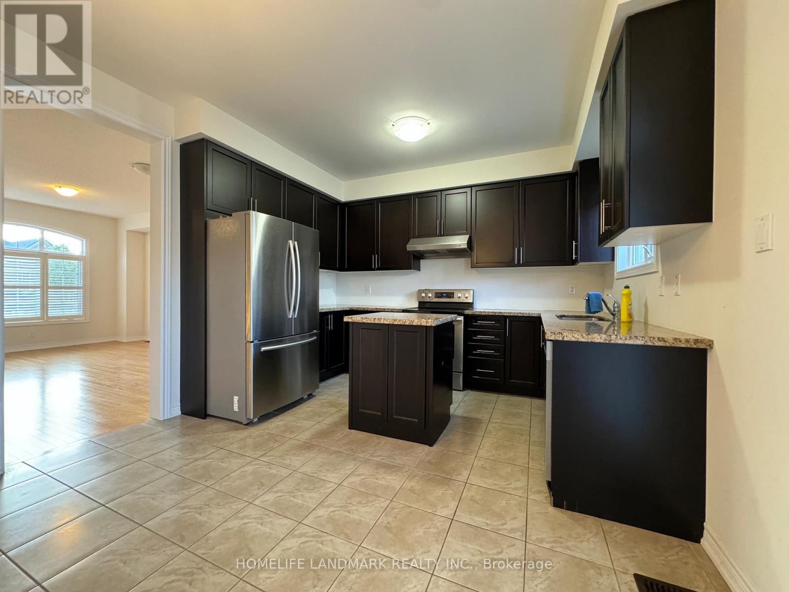 35 Hyacinth Street, Markham, Ontario  L6E 0P4 - Photo 13 - N12987932