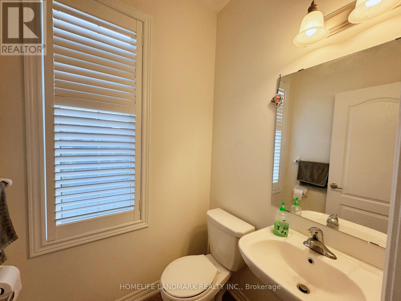 35 Hyacinth Street, Markham, Ontario  L6E 0P4 - Photo 9 - N12987932