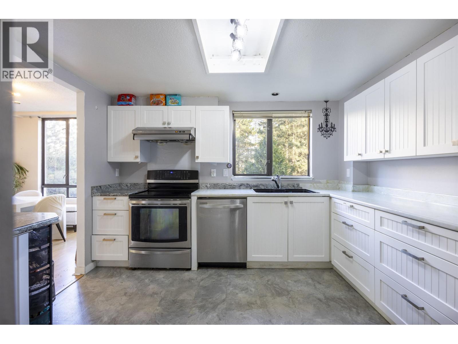 502 6282 Kathleen Avenue, Burnaby, British Columbia  V5H 4J4 - Photo 8 - R3106825