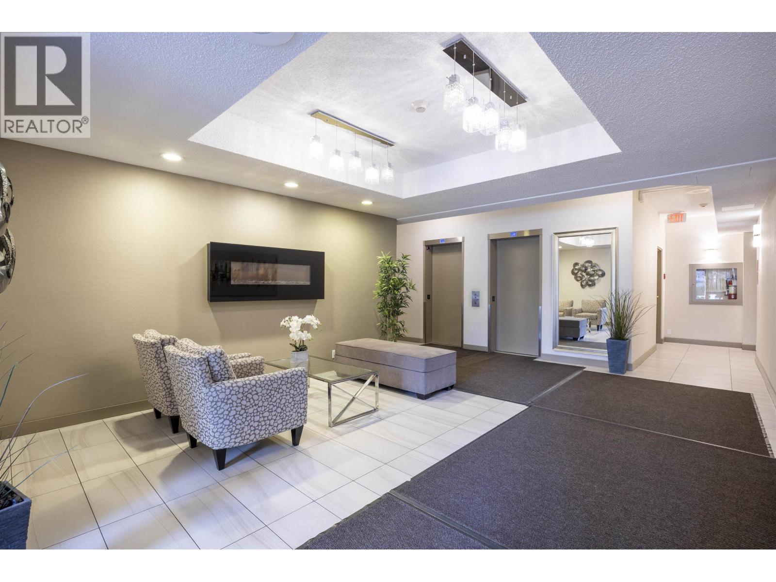 502 6282 Kathleen Avenue, Burnaby, British Columbia  V5H 4J4 - Photo 2 - R3106825