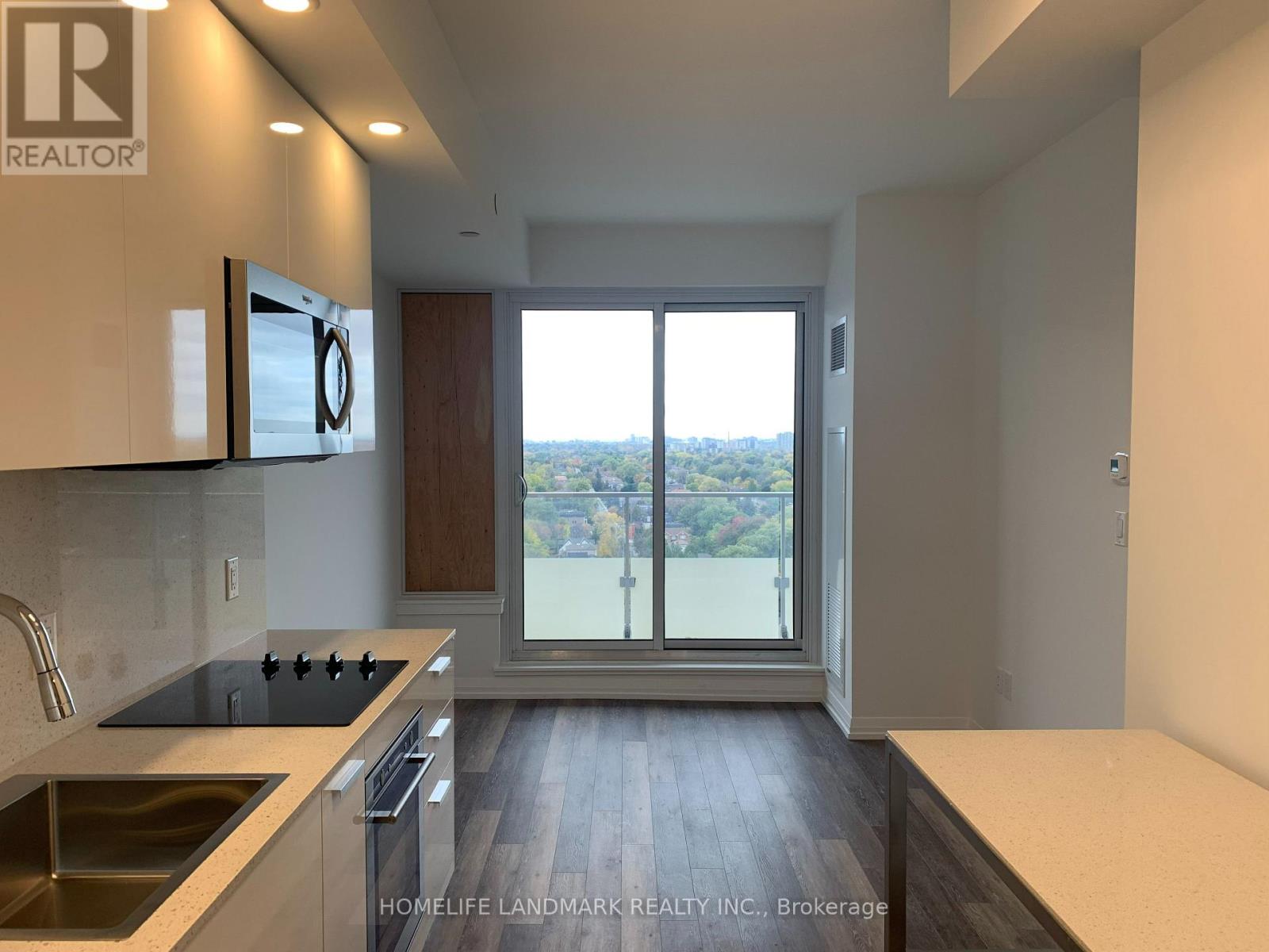 2210 - 75 Canterbury Place, Toronto, Ontario  M2N 0L2 - Photo 3 - C12987954