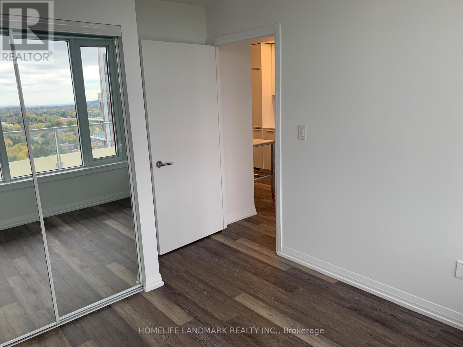 2210 - 75 Canterbury Place, Toronto, Ontario  M2N 0L2 - Photo 8 - C12987954