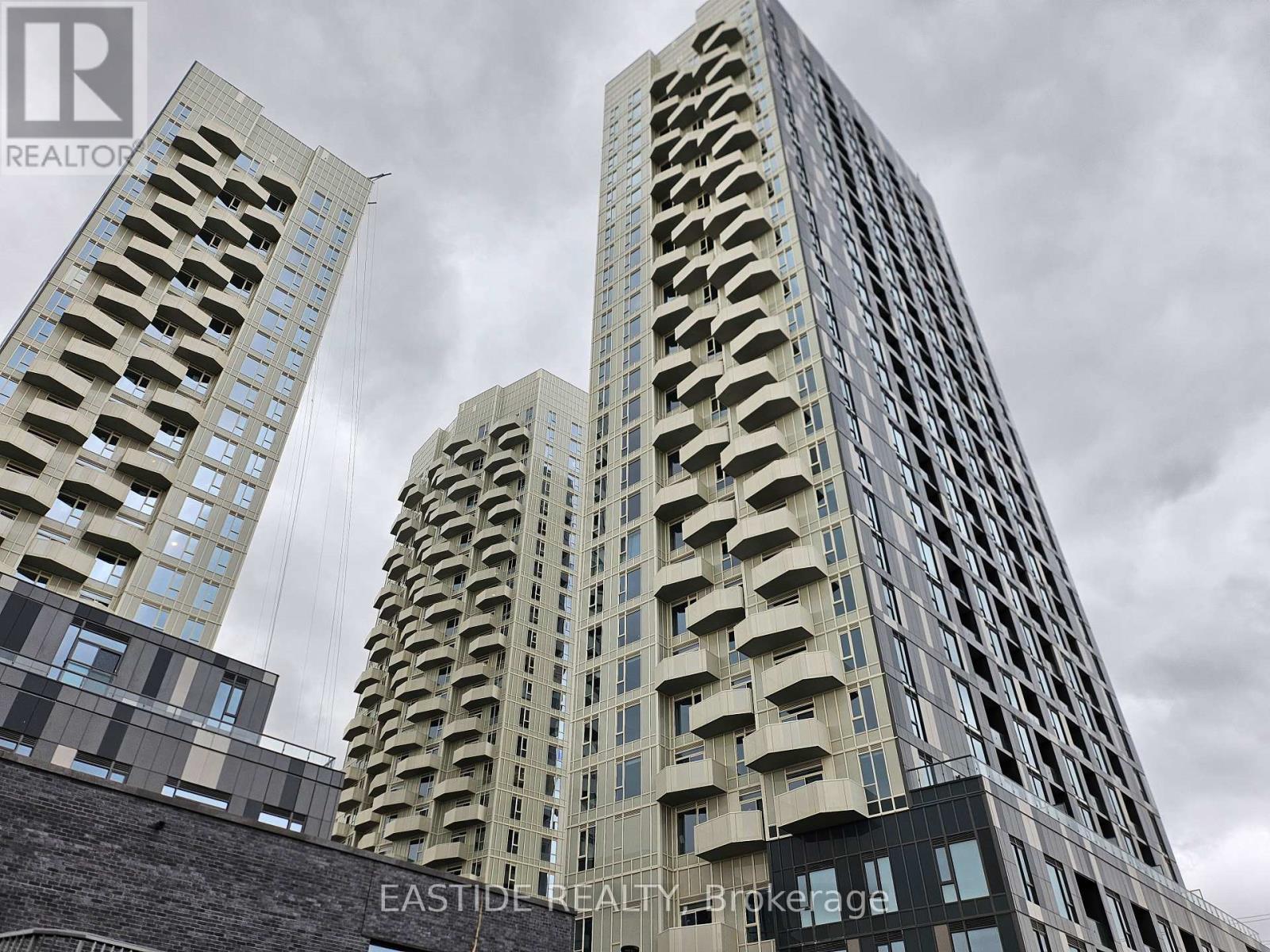 2529 - 498 CALDARI ROAD, Vaughan, Ontario