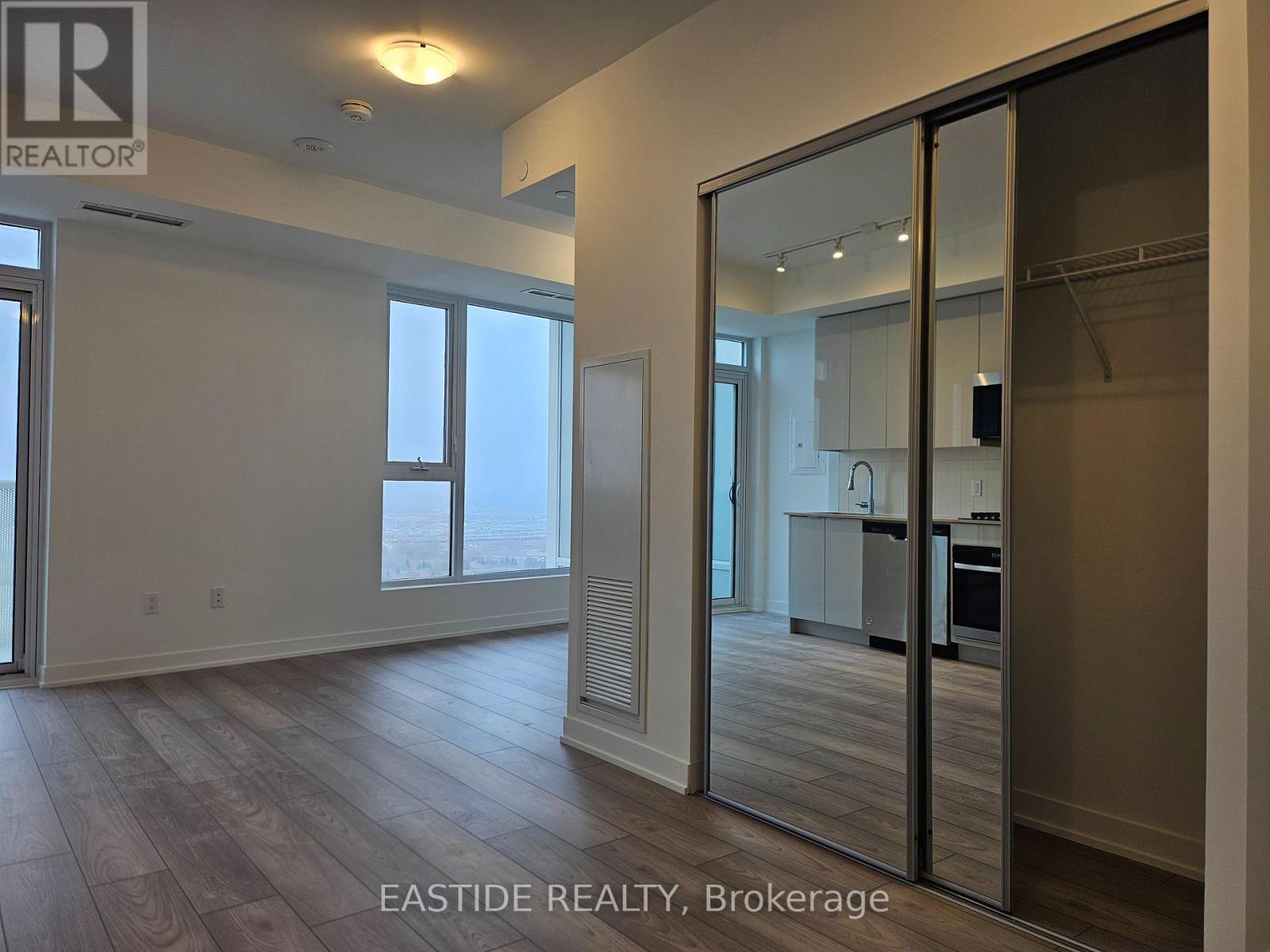 2529 - 498 Caldari Road, Vaughan, Ontario  L4K 0A4 - Photo 13 - N12987938