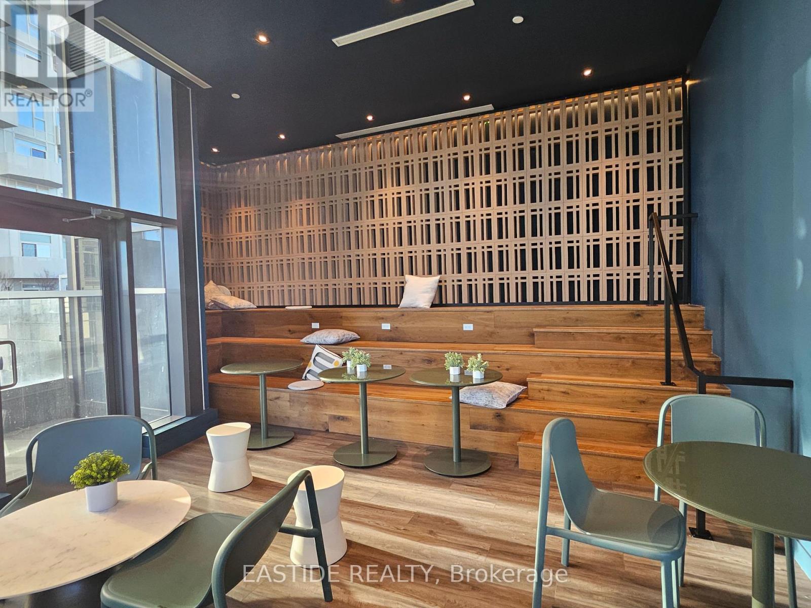 2529 - 498 Caldari Road, Vaughan, Ontario  L4K 0A4 - Photo 24 - N12987938