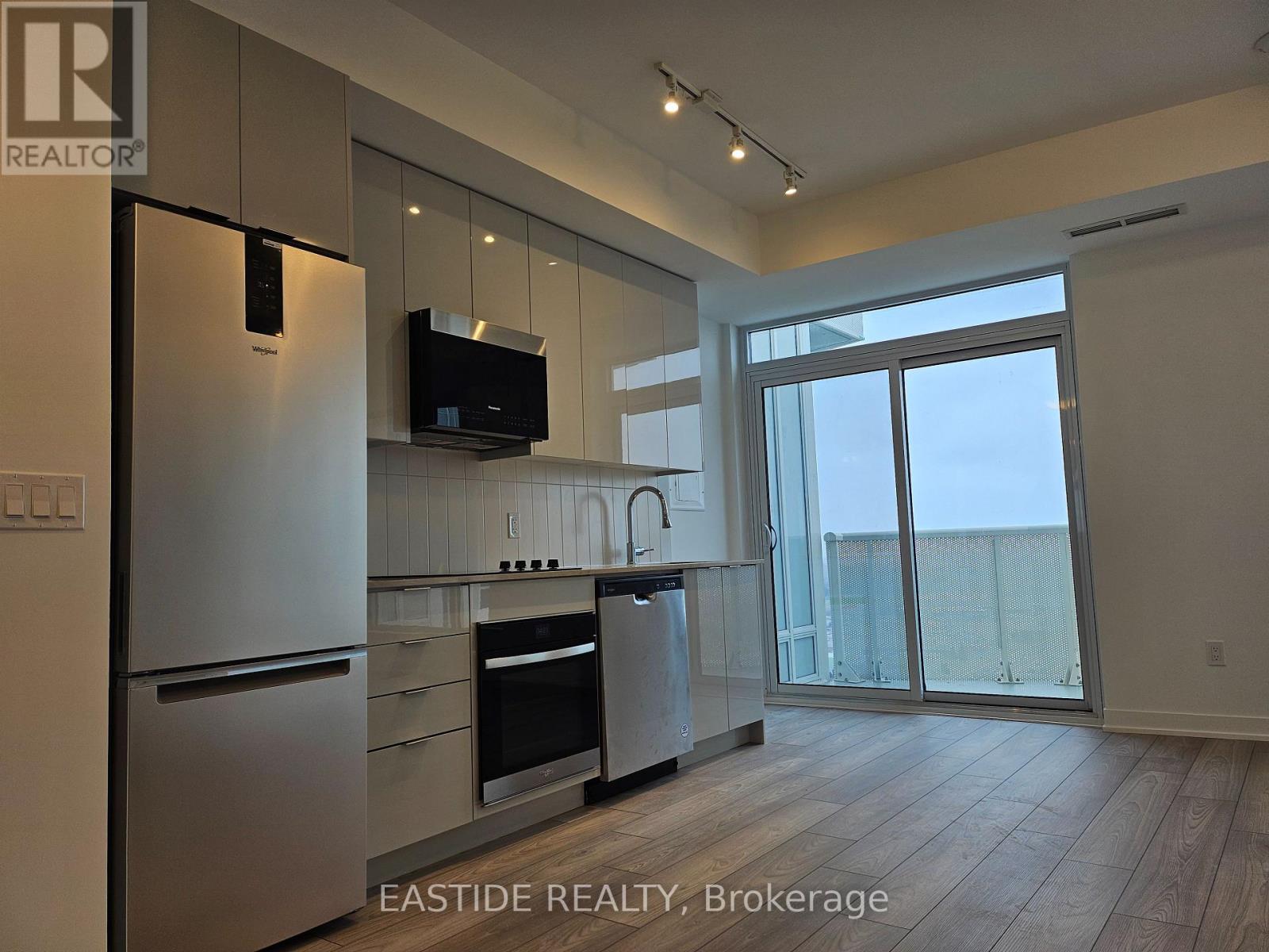 2529 - 498 Caldari Road, Vaughan, Ontario  L4K 0A4 - Photo 6 - N12987938