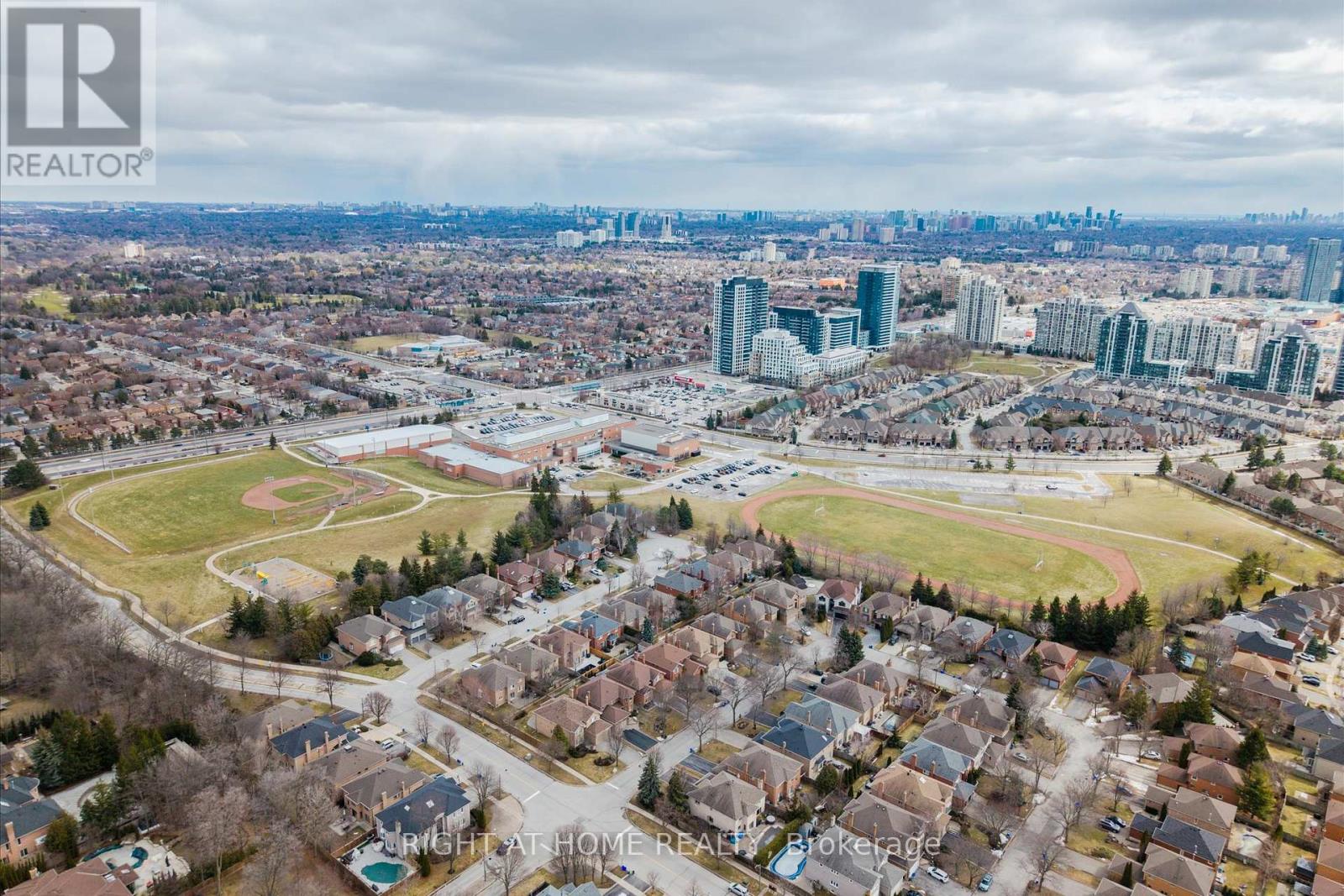 1424 - 7950 Bathurst Street, Vaughan, Ontario  L4J 0L4 - Photo 33 - N12987946