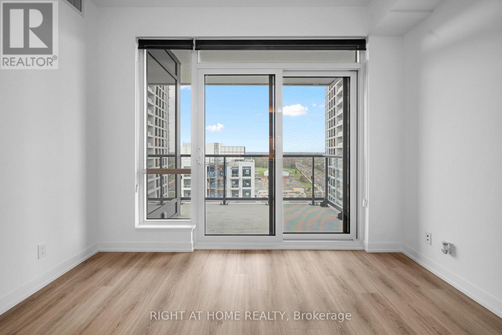 1424 - 7950 Bathurst Street, Vaughan, Ontario  L4J 0L4 - Photo 4 - N12987946