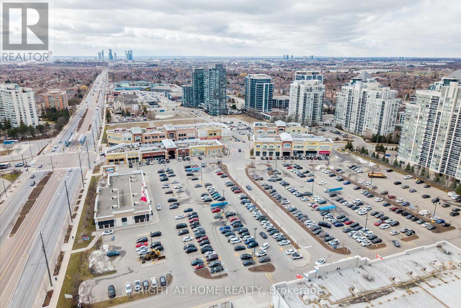 1424 - 7950 Bathurst Street, Vaughan, Ontario  L4J 0L4 - Photo 40 - N12987946