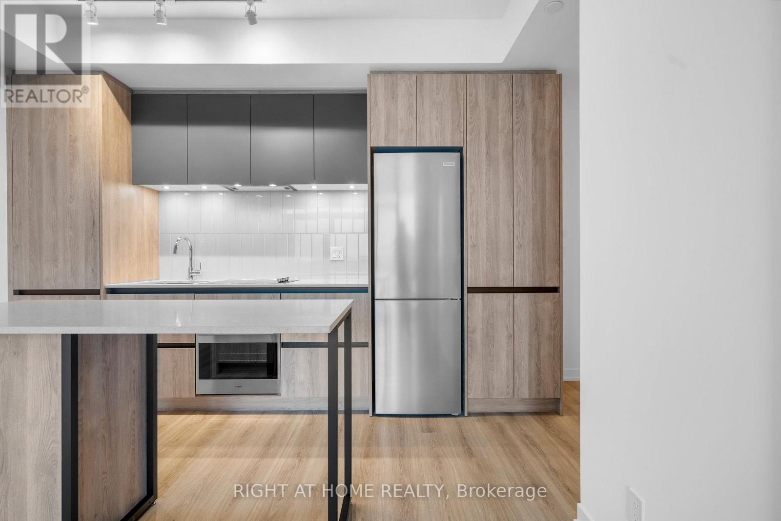 1424 - 7950 Bathurst Street, Vaughan, Ontario  L4J 0L4 - Photo 8 - N12987946